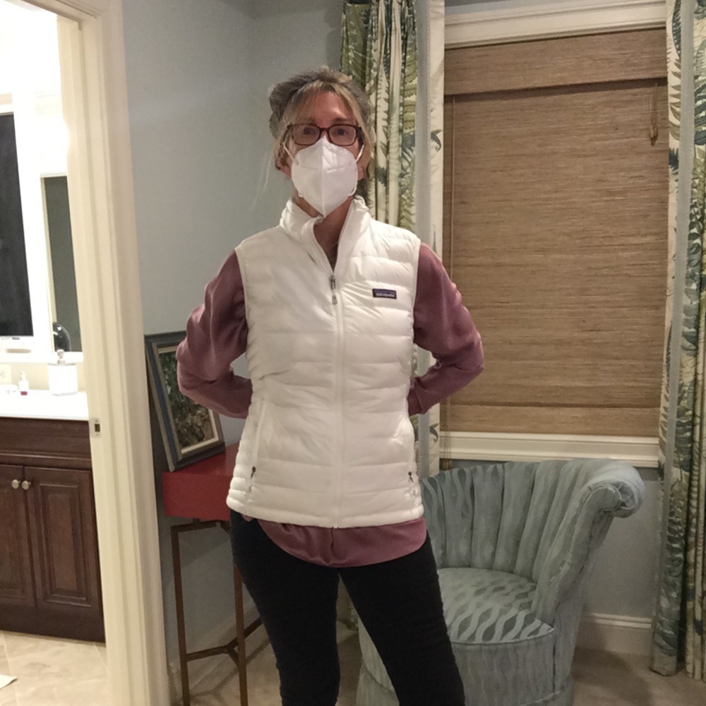 Patagonia Sz L Off White Down Vest
